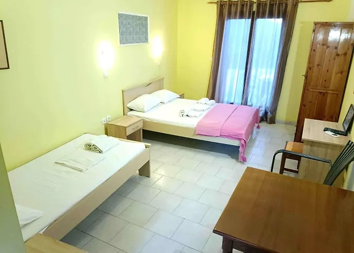 公寓 Finikas 波利克罗诺